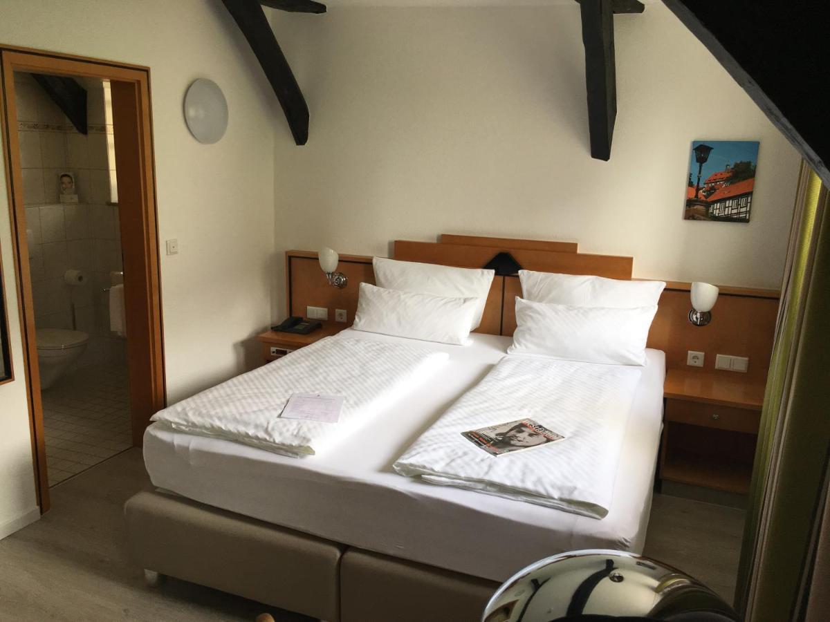 Hotel Alt Warburg Extérieur photo