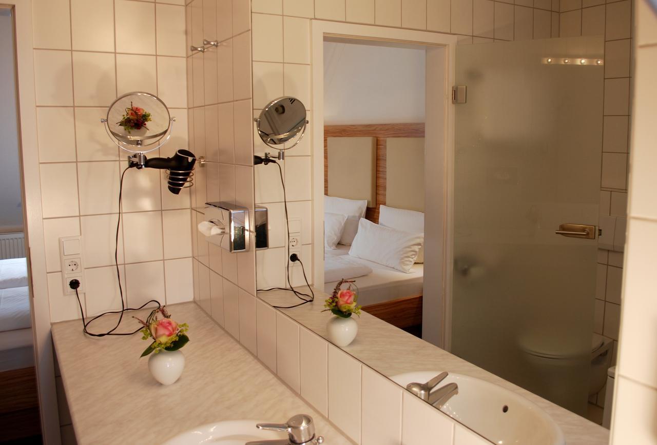 Hotel Alt Warburg Extérieur photo
