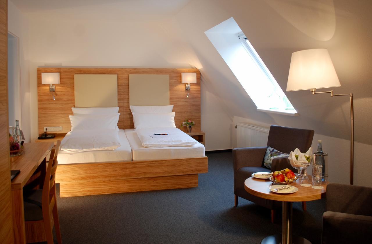 Hotel Alt Warburg Extérieur photo