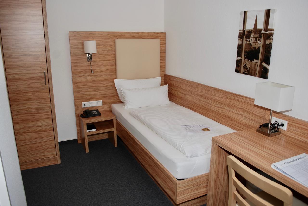 Hotel Alt Warburg Extérieur photo