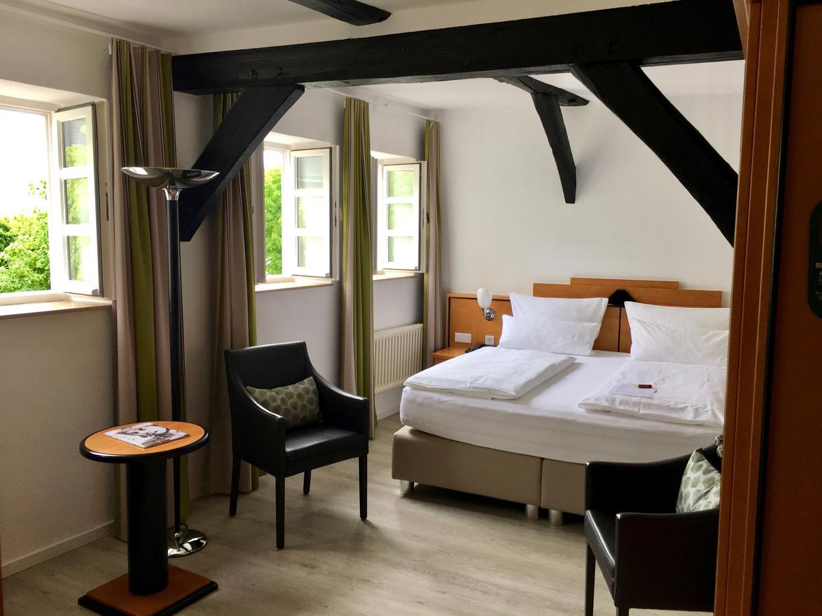 Hotel Alt Warburg Extérieur photo