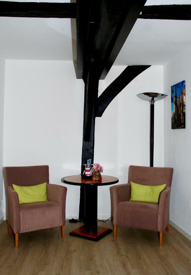 Hotel Alt Warburg Extérieur photo