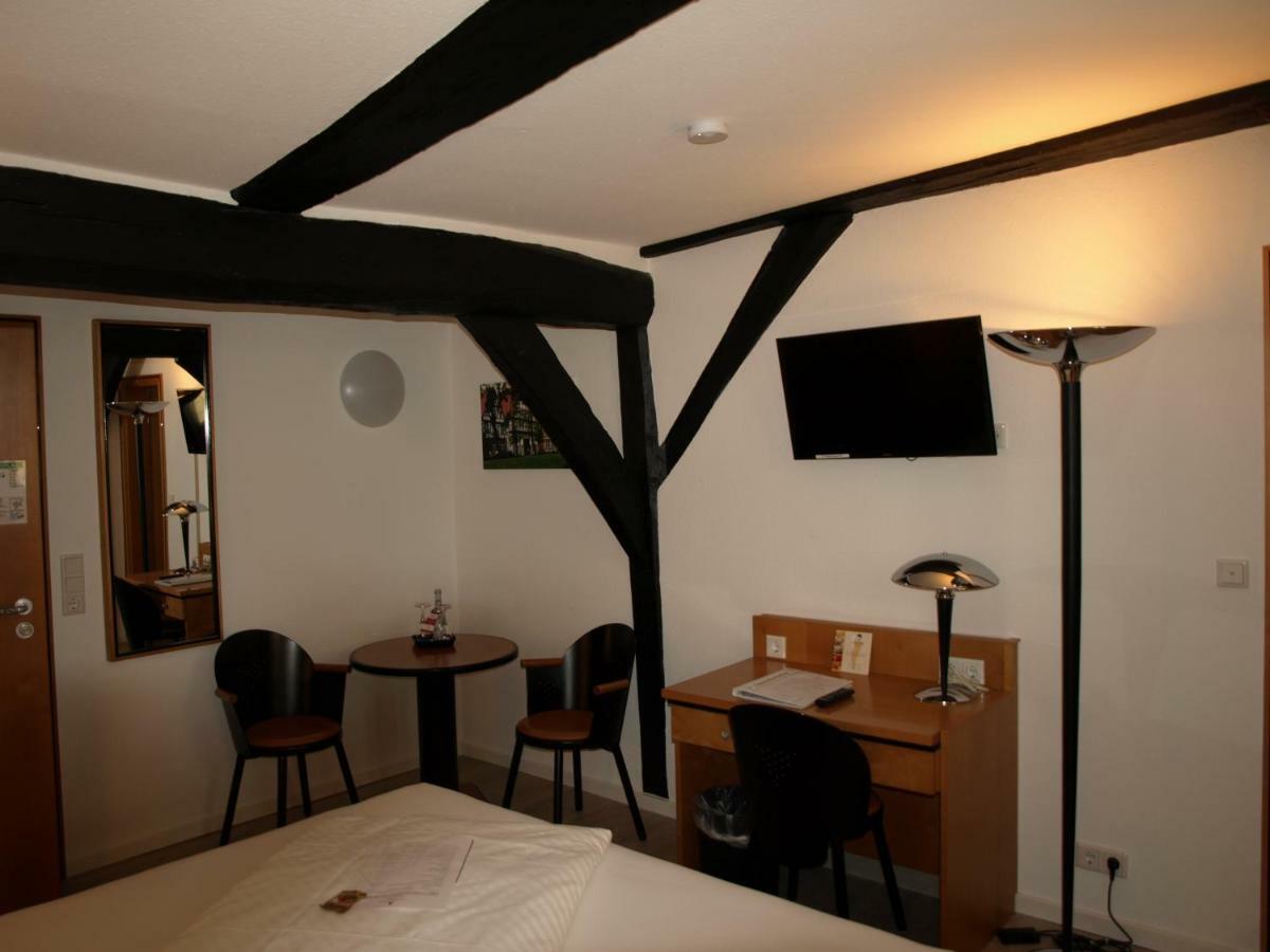 Hotel Alt Warburg Extérieur photo