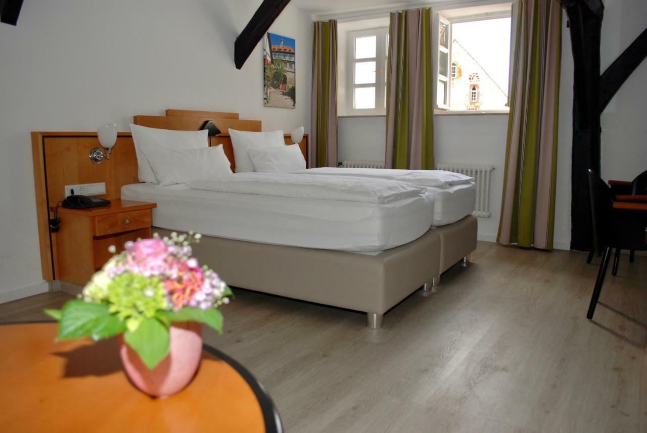 Hotel Alt Warburg Extérieur photo