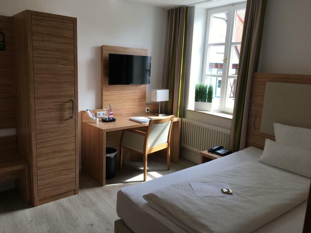 Hotel Alt Warburg Extérieur photo